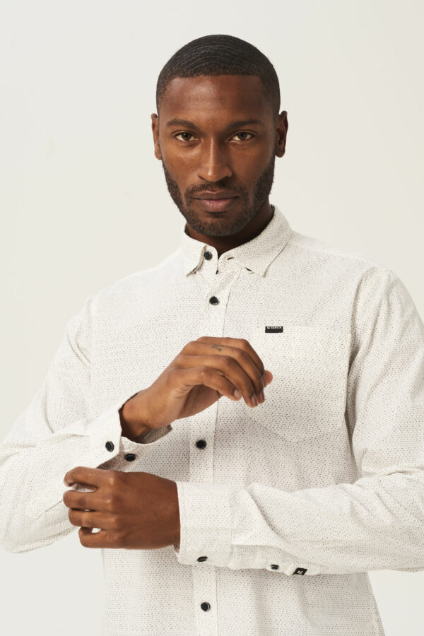 Chemise blanche petits motifs
