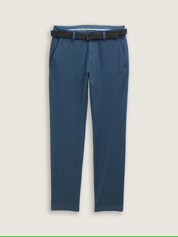 Chino bleu avec ceinture
