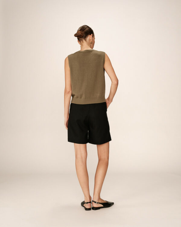 Gilet sans manches en maille kaki – Image 3