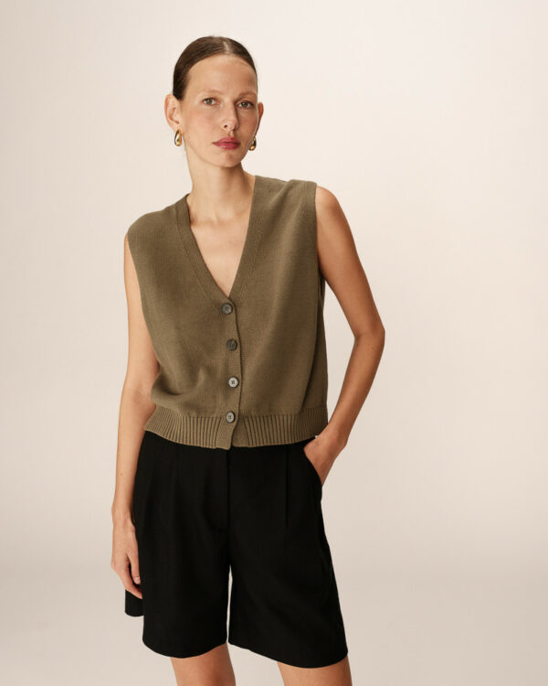 Gilet sans manches en maille kaki – Image 2
