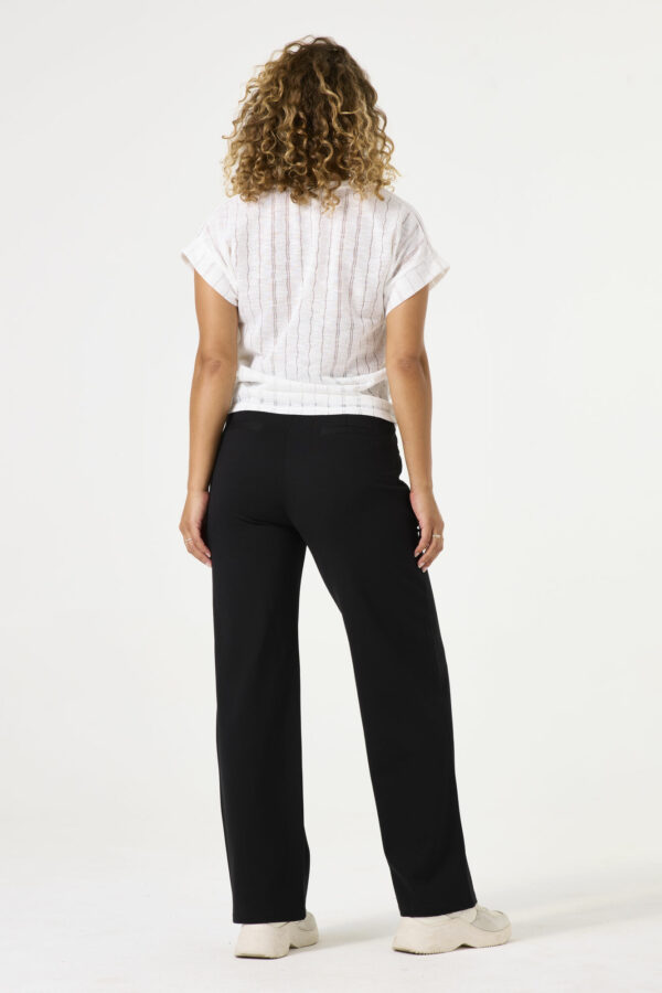 T-shirt blanc brodé – Image 4