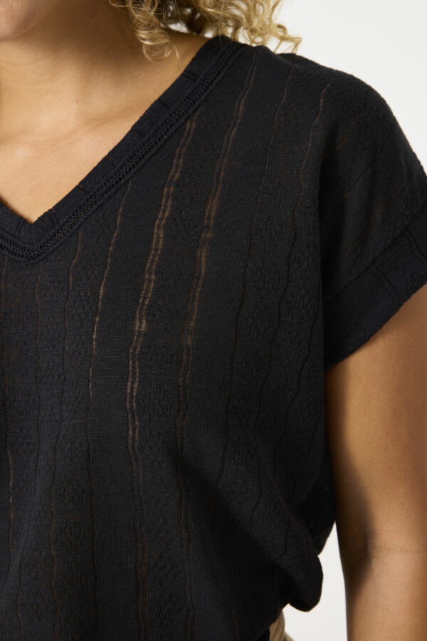 T-shirt noir brodé – Image 3