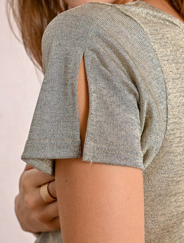 T-shirt fluide irisé kaki – Image 6