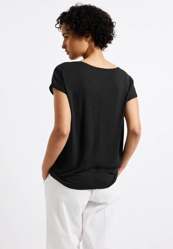 T.shirt noir avec une poche – Image 5