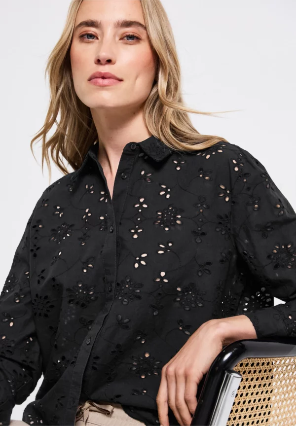 Blouse broderie anglaise noir