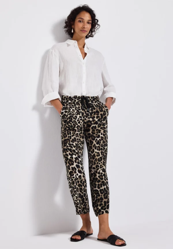 Pantalon fluide 7/8e léopard – Image 5