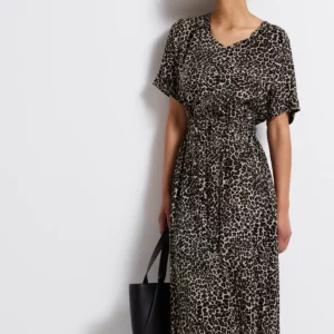 Robe longue motifs léopard