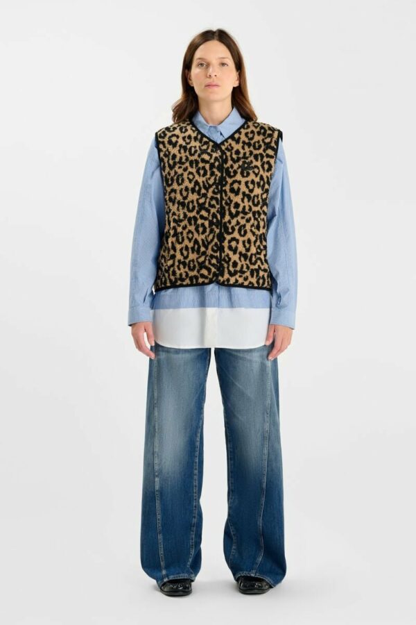 Veste teddy sans manches léopard – Image 4