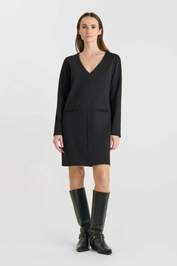Robe droite noire – Image 2