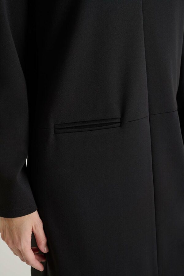 Robe droite noire – Image 3