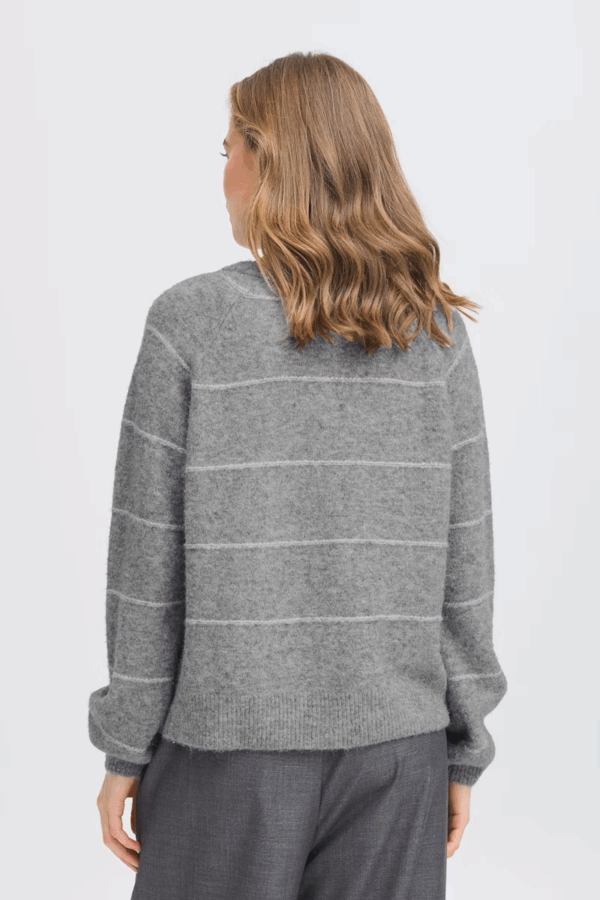 Gilet rayé gris et blanc – Image 4