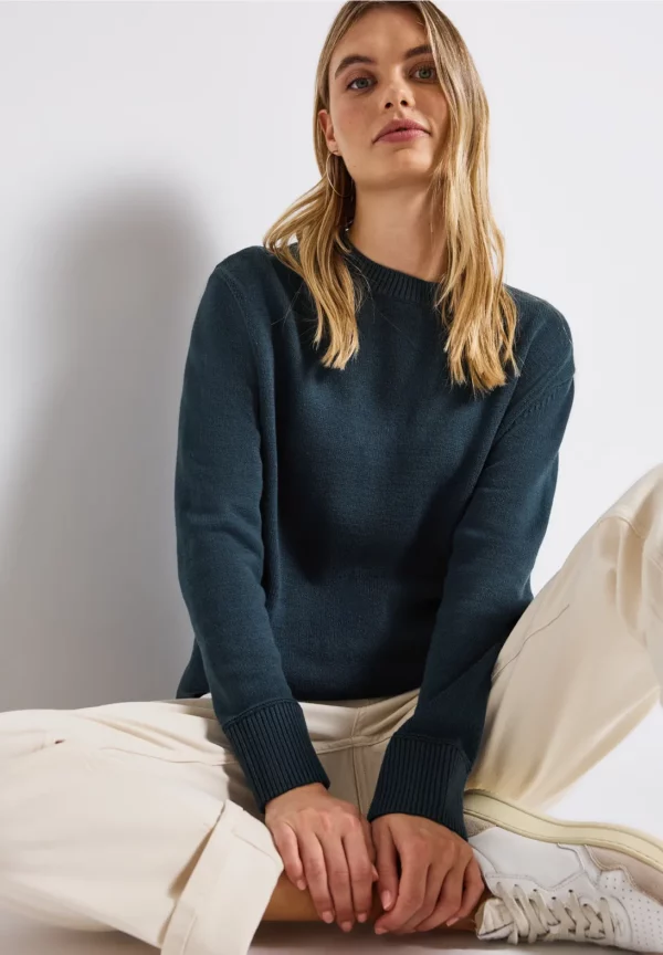 Pull col rond bleu pétrole – Image 6