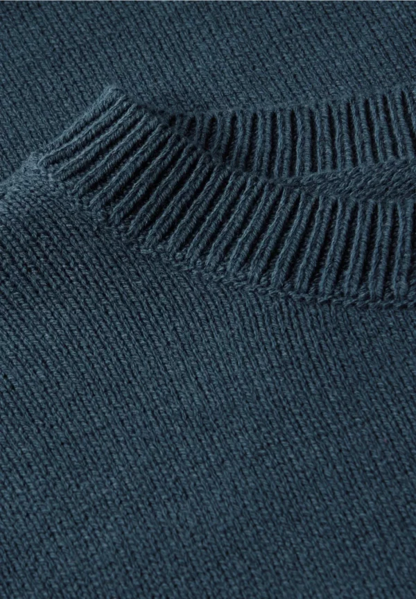 Pull col rond bleu pétrole – Image 3