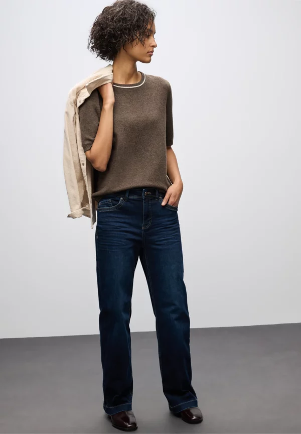 Pull manches courtes chocolat – Image 4