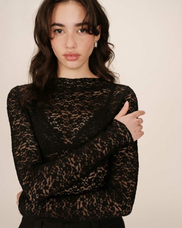 T-shirt dentelle noir