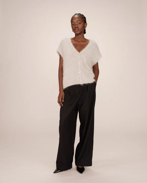 Cardigan sans manches laine et alpaga beige – Image 4