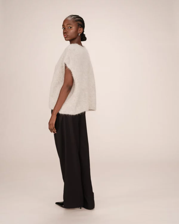 Cardigan sans manches laine et alpaga beige – Image 2