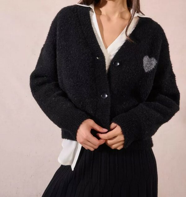 Gilet maille avec coeur – Image 2