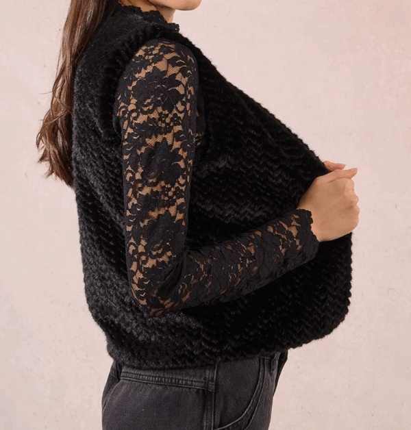 Gilet sans manches en fauss fourrure noir
