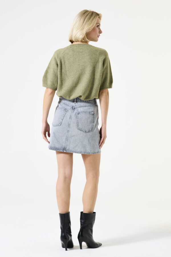 Pull manches courtes vert olive – Image 4
