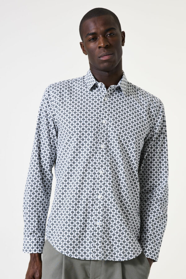 Chemise blanche et bleue – Image 3