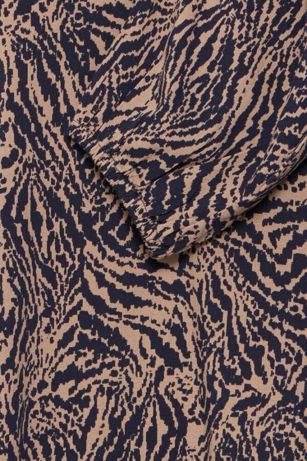 Blouse bleue et taupe – Image 6