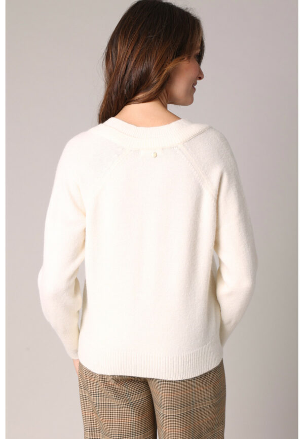Pull col V crème – Image 3