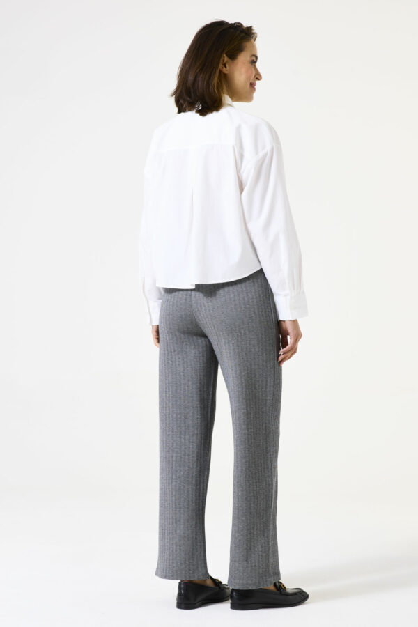 Pantalon à chervons gris – Image 4