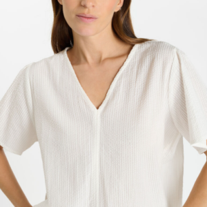 Top blanc effet gaufré aux manches courtes