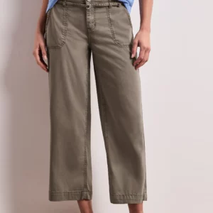 Jeans ample marron avec ceinture décorative