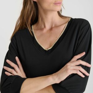 T-shirt noir à manches 3/4 avec liseré