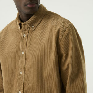 Chemise en velours camel